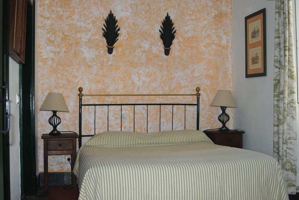 Herdade Da Samarra Hotel Viana do Alentejo Camera foto